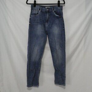 OUTFITTERS - Mom Fit | women size 28 | Classic Blue Relaxed Fit Jeans